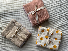 Load image into Gallery viewer, Cotton Washcloth Set