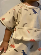 Load image into Gallery viewer, Waterproof Shirt Bib